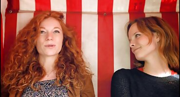 anh sex trung BandugUgan có sinh viên đeo kính trong studio. phim sex mỹ đen